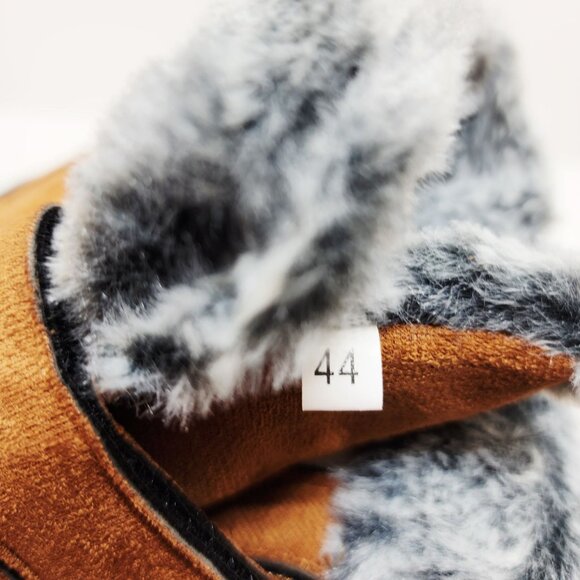 WOMENS Winter Faux Suede & Fur Boots With Double Straps  Size 11 - Picture 2 of 12